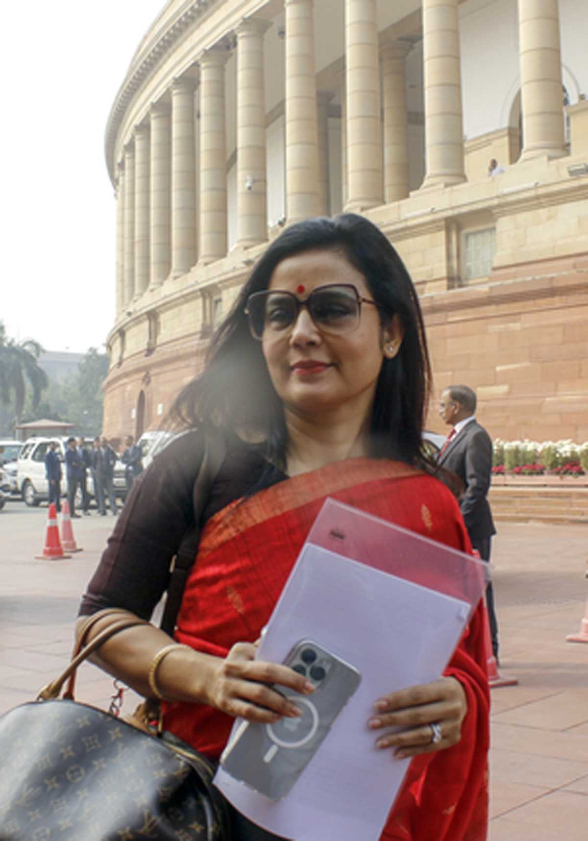 कैश-फॉर-क्वेरी विवाद : दिल्ली हाईकोर्ट ने महुआ मोइत्रा के मानहानि मामले को 11 दिसंबर तक के लिए फिर से अधिसूचित किया